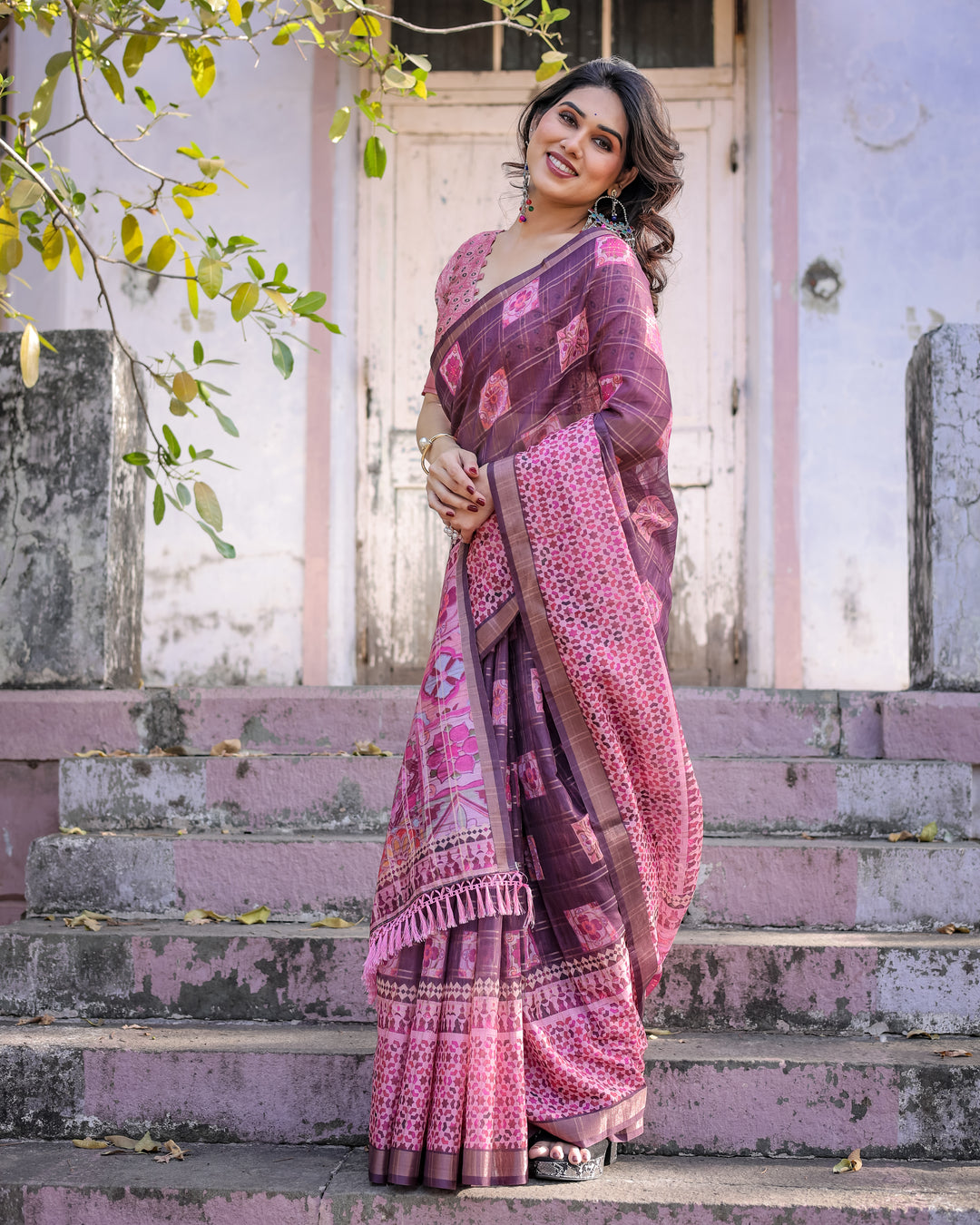 Elegant Multicolor Linen Saree with Traditional Patterns | Lightweight Festive Wear