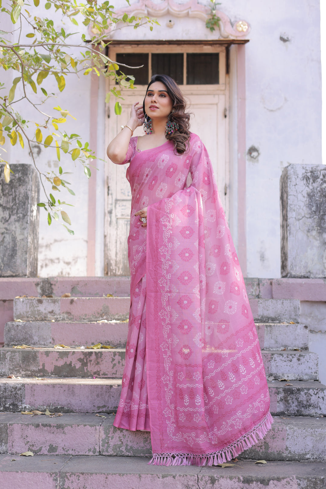 Elegant Multicolor Linen Saree with Traditional Patterns | Lightweight Festive Wear