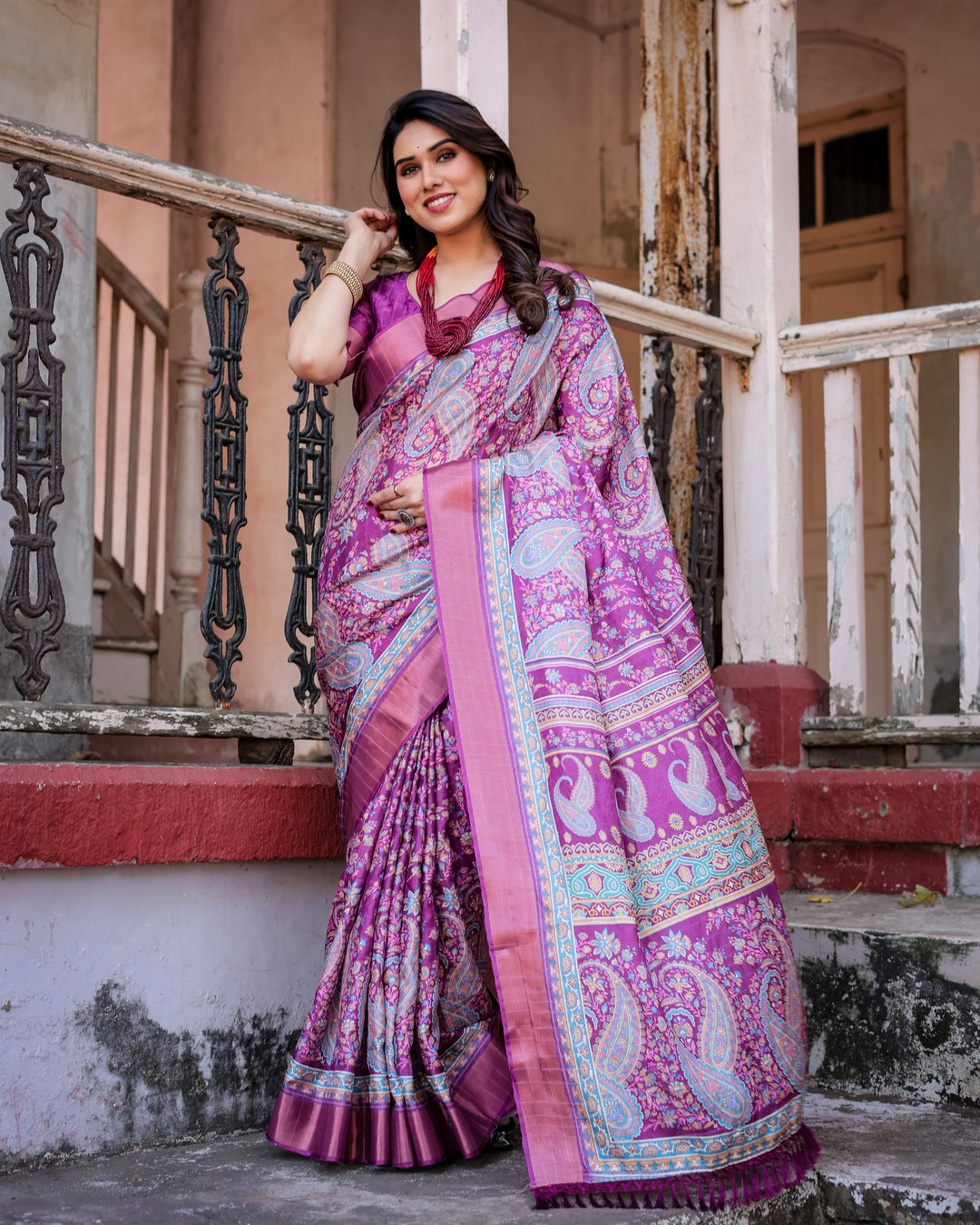 Elegant Multicolor Linen Saree with Traditional Patterns | Lightweight Festive Wear