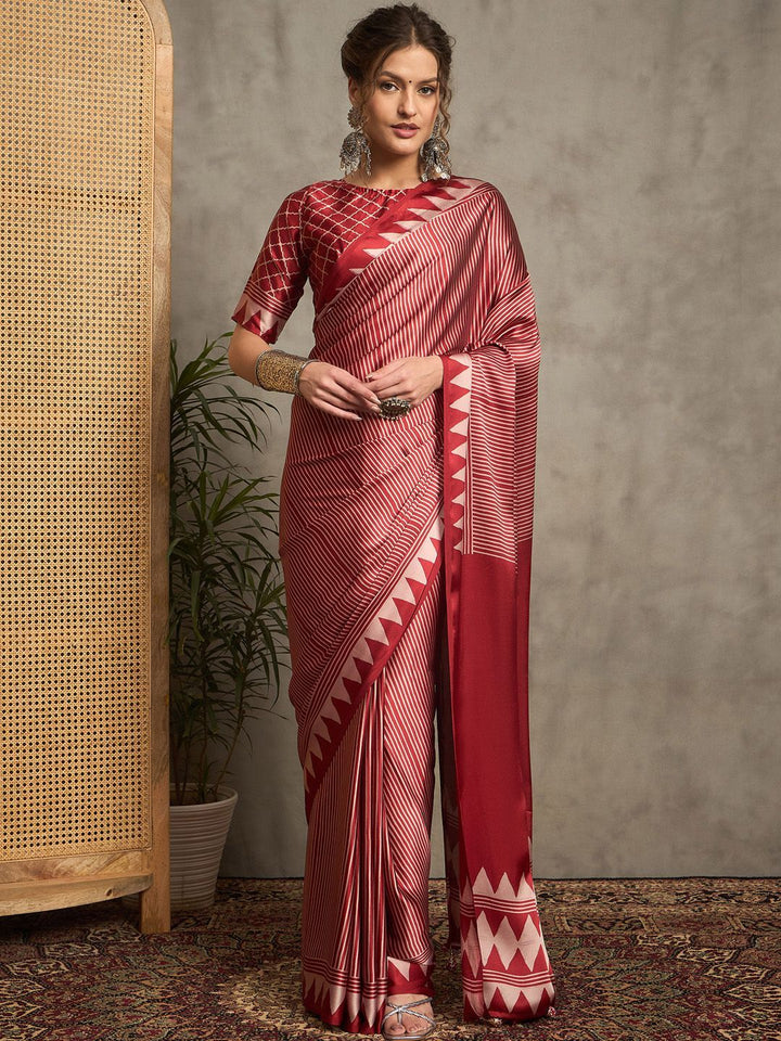 Rust Red Gajji Silk Saree with Blue Abstract Motif & Geometric Pallu Border