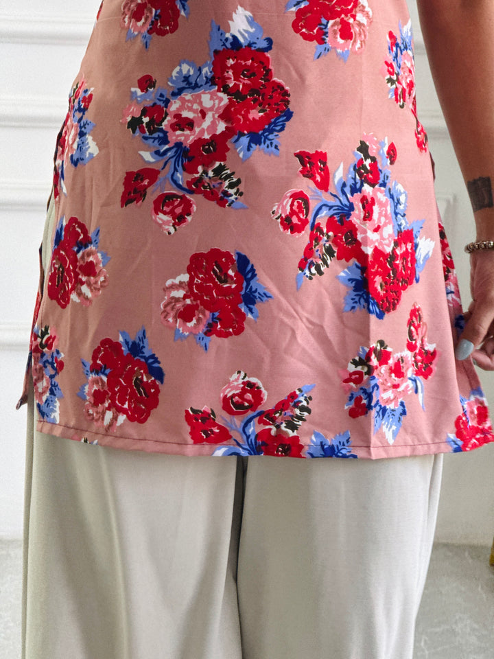 Aarvi Cambric Peach Floral Short Kurti with Square Neck & Back Lace-Up Detail
