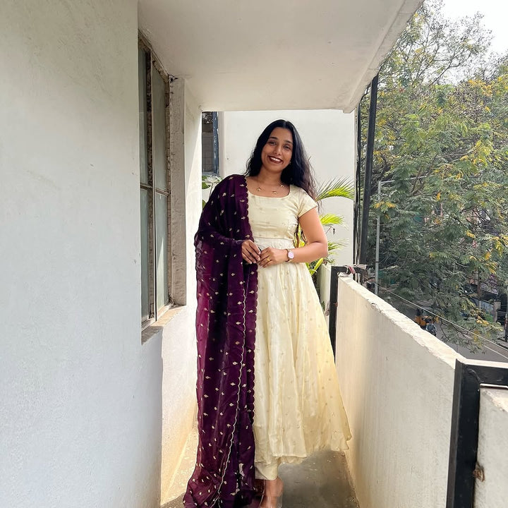 Cream Anarkali Dress with Dark Wine Dupatta – Elegant Women’s Ethnic Wear