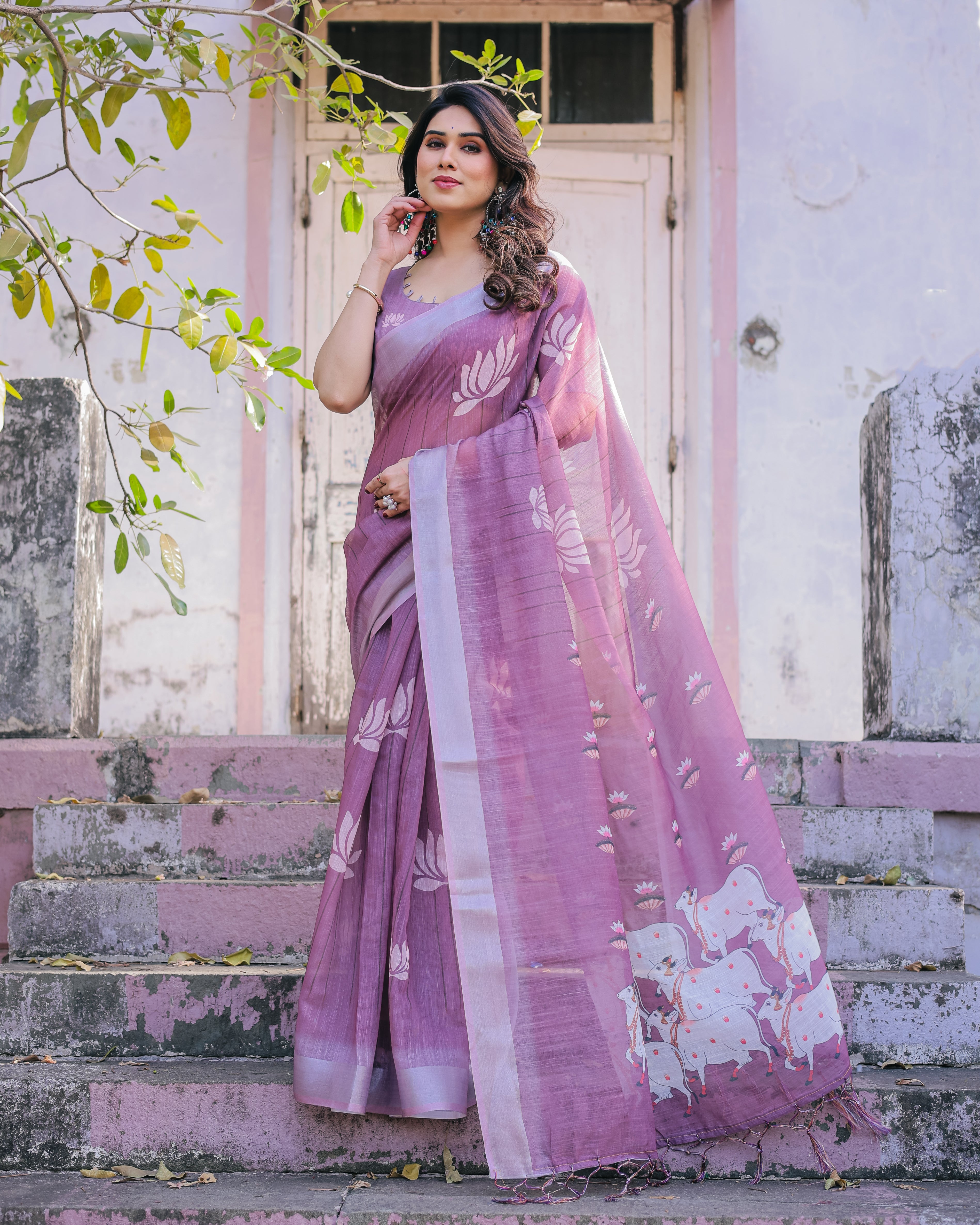 Elegant Multicolor Linen Saree with Traditional Patterns | Lightweight Festive Wear