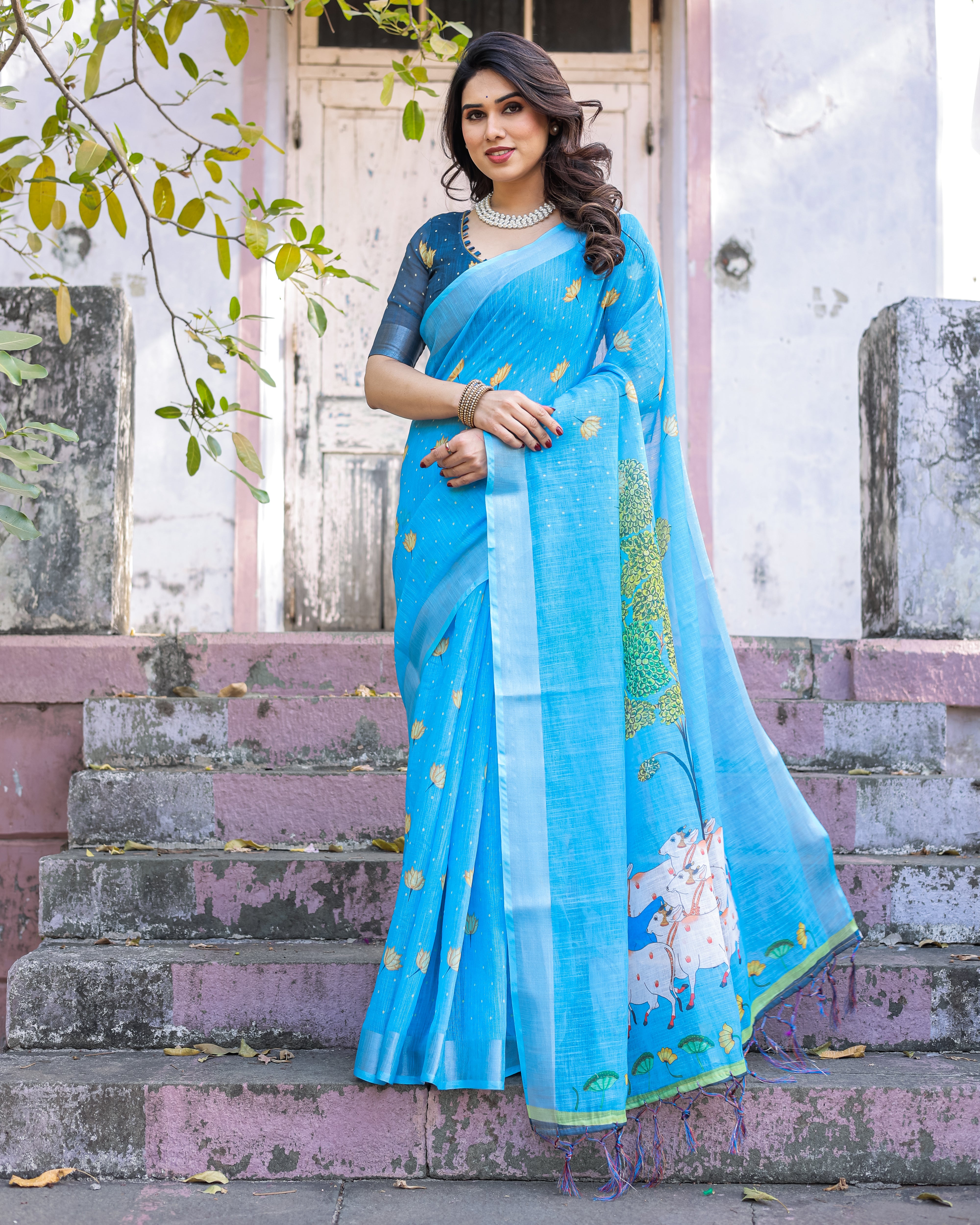 Elegant Multicolor Linen Saree with Traditional Patterns | Lightweight Festive Wear