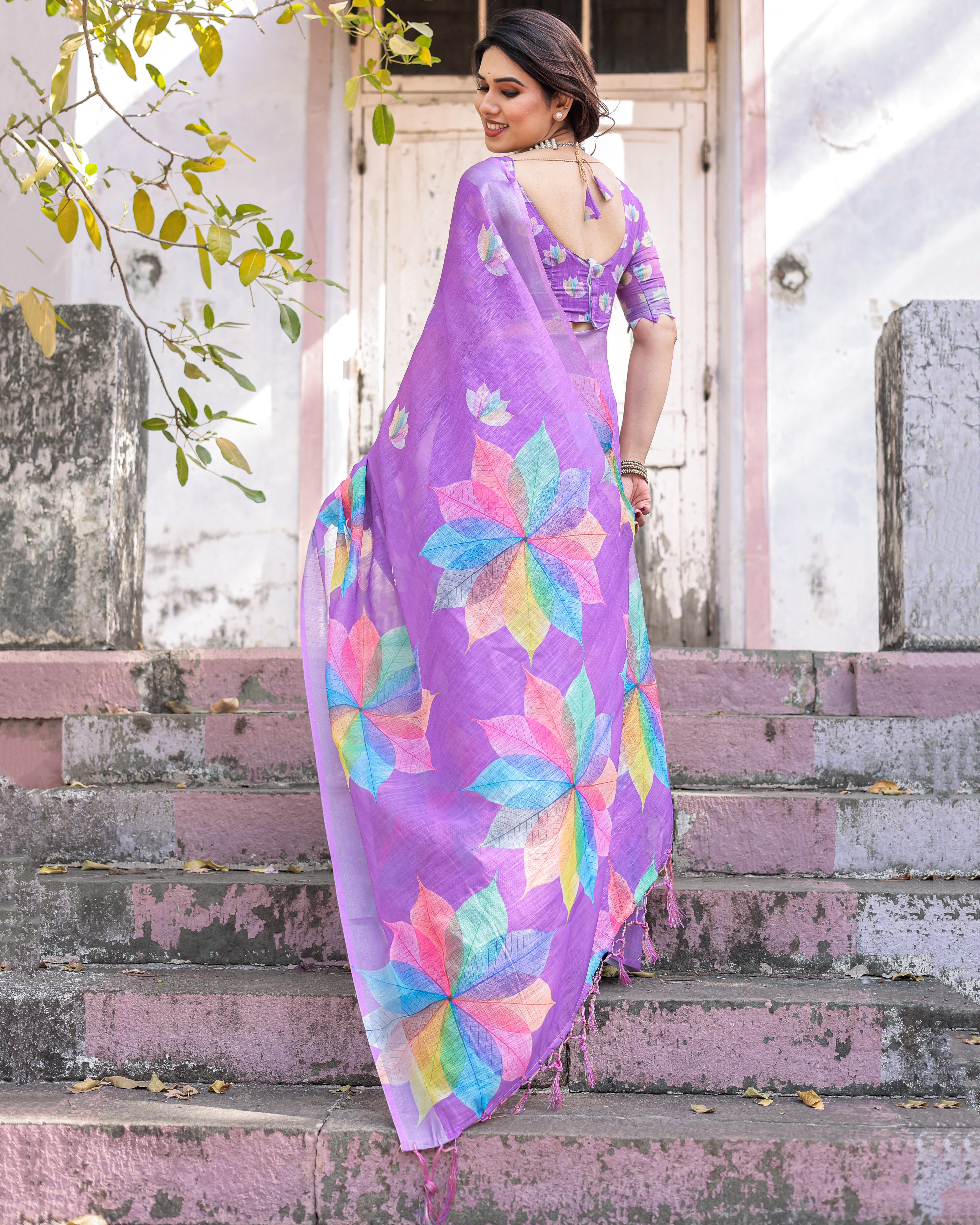 Elegant Multicolor Linen Saree with Traditional Patterns | Lightweight Festive Wear