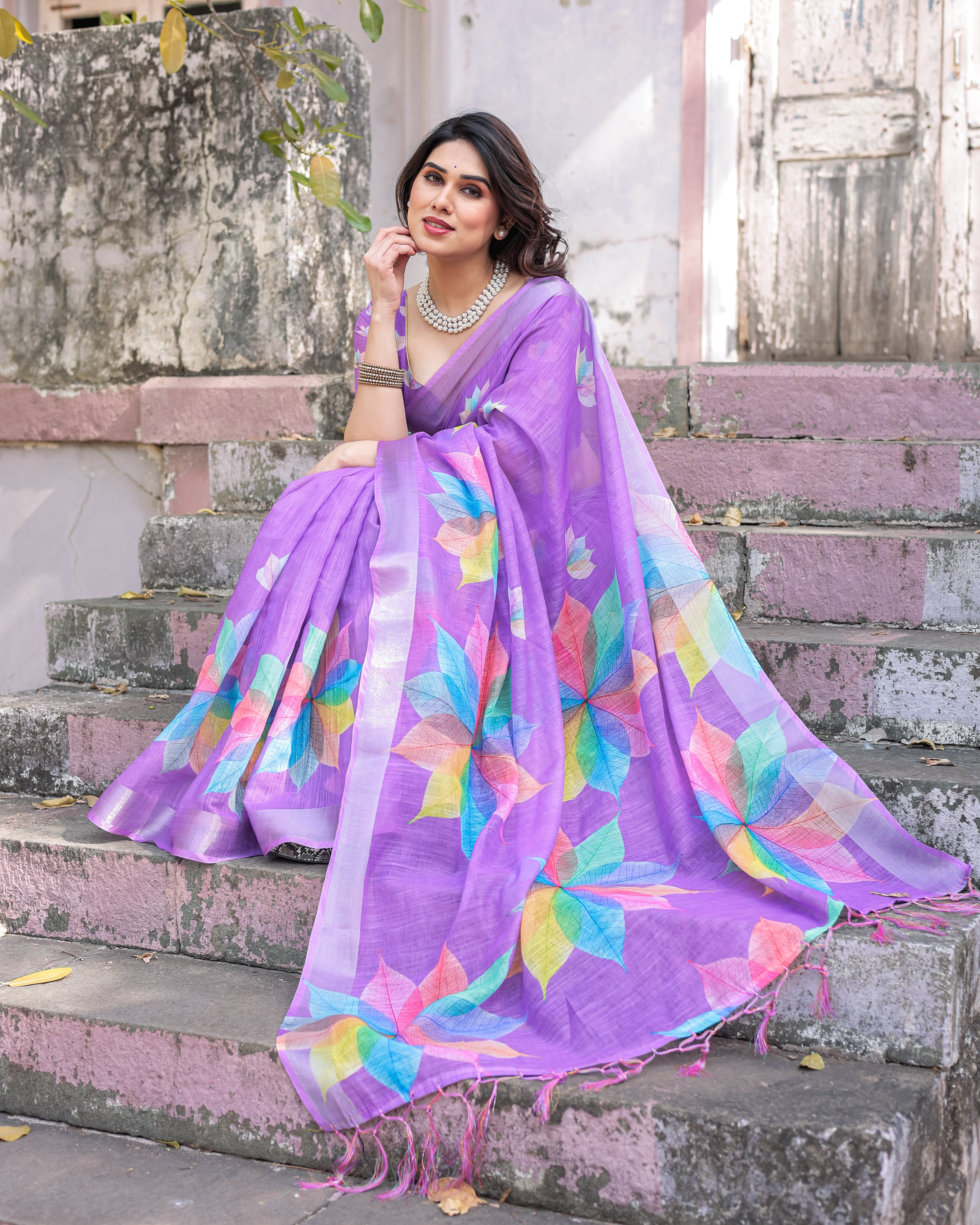 Elegant Multicolor Linen Saree with Traditional Patterns | Lightweight Festive Wear