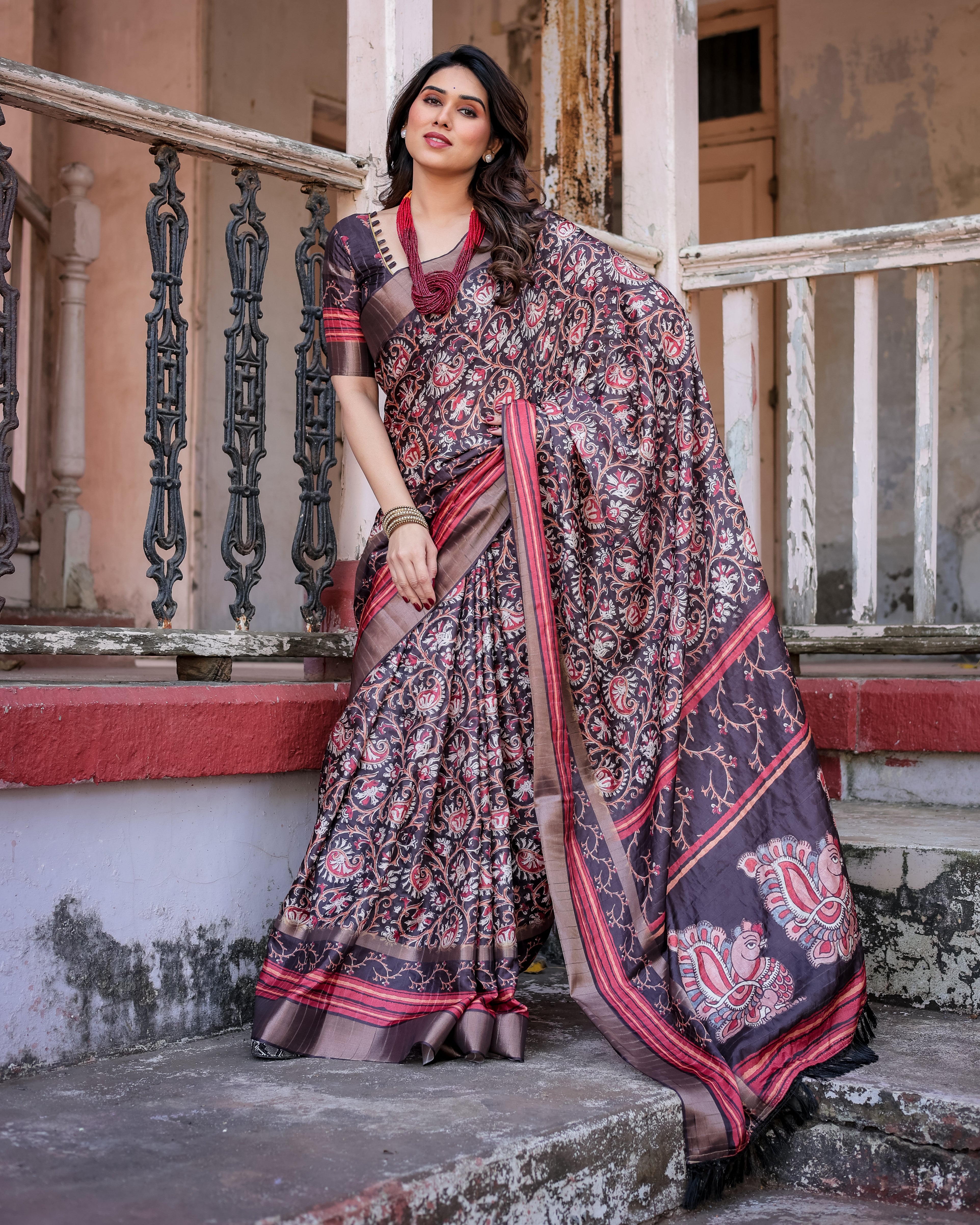 Elegant Multicolor Linen Saree with Traditional Patterns | Lightweight Festive Wear