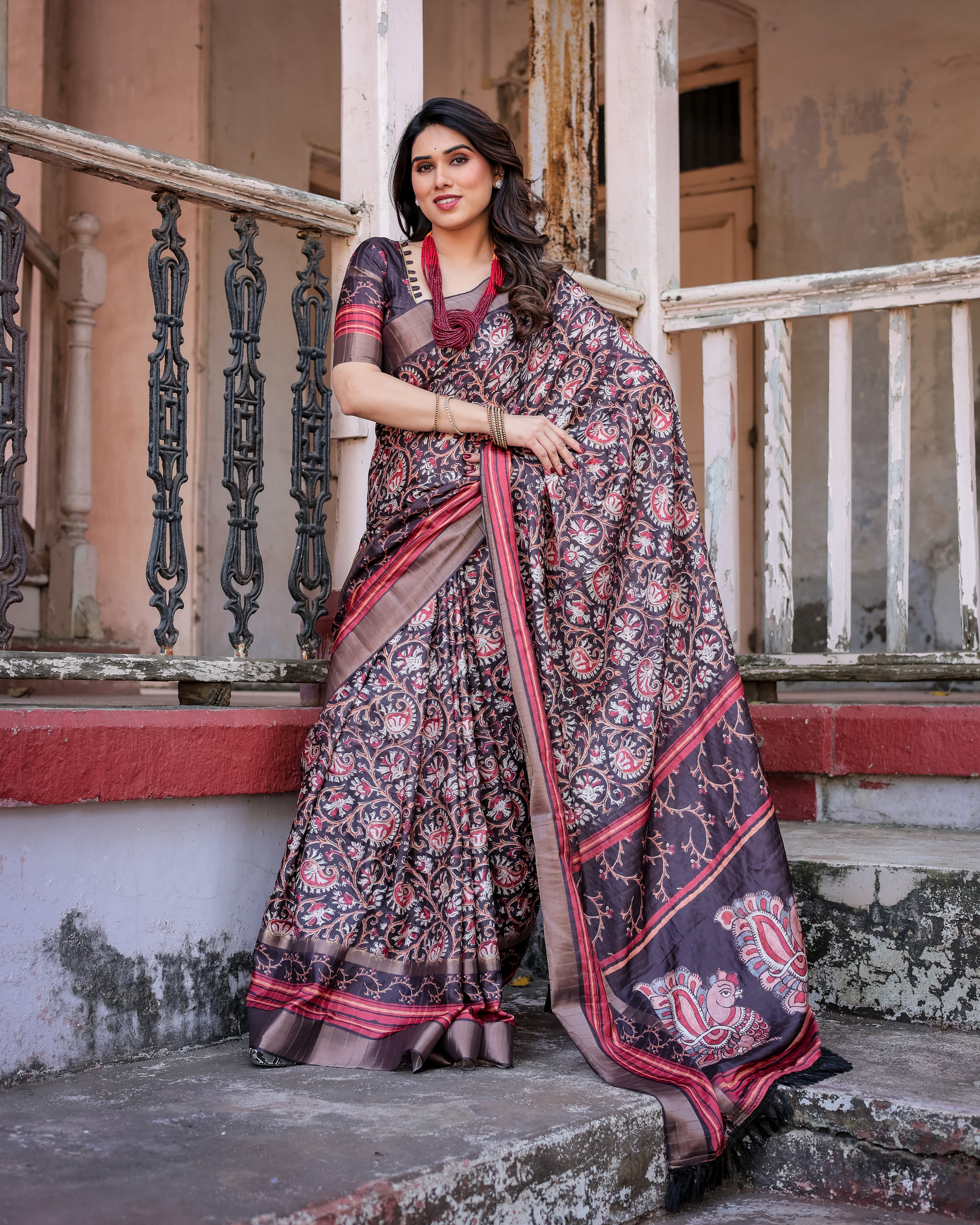 Elegant Multicolor Linen Saree with Traditional Patterns | Lightweight Festive Wear