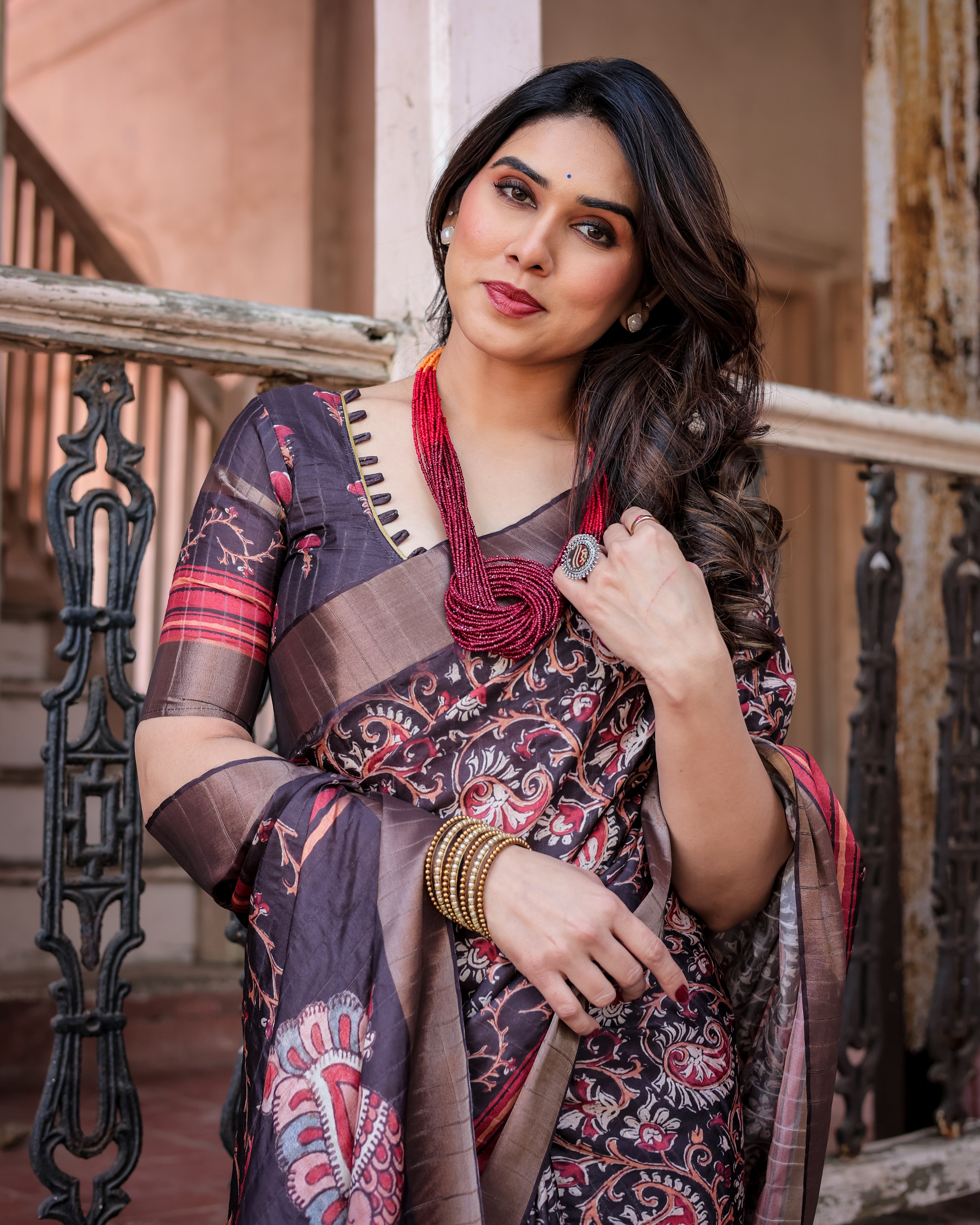 Elegant Multicolor Linen Saree with Traditional Patterns | Lightweight Festive Wear