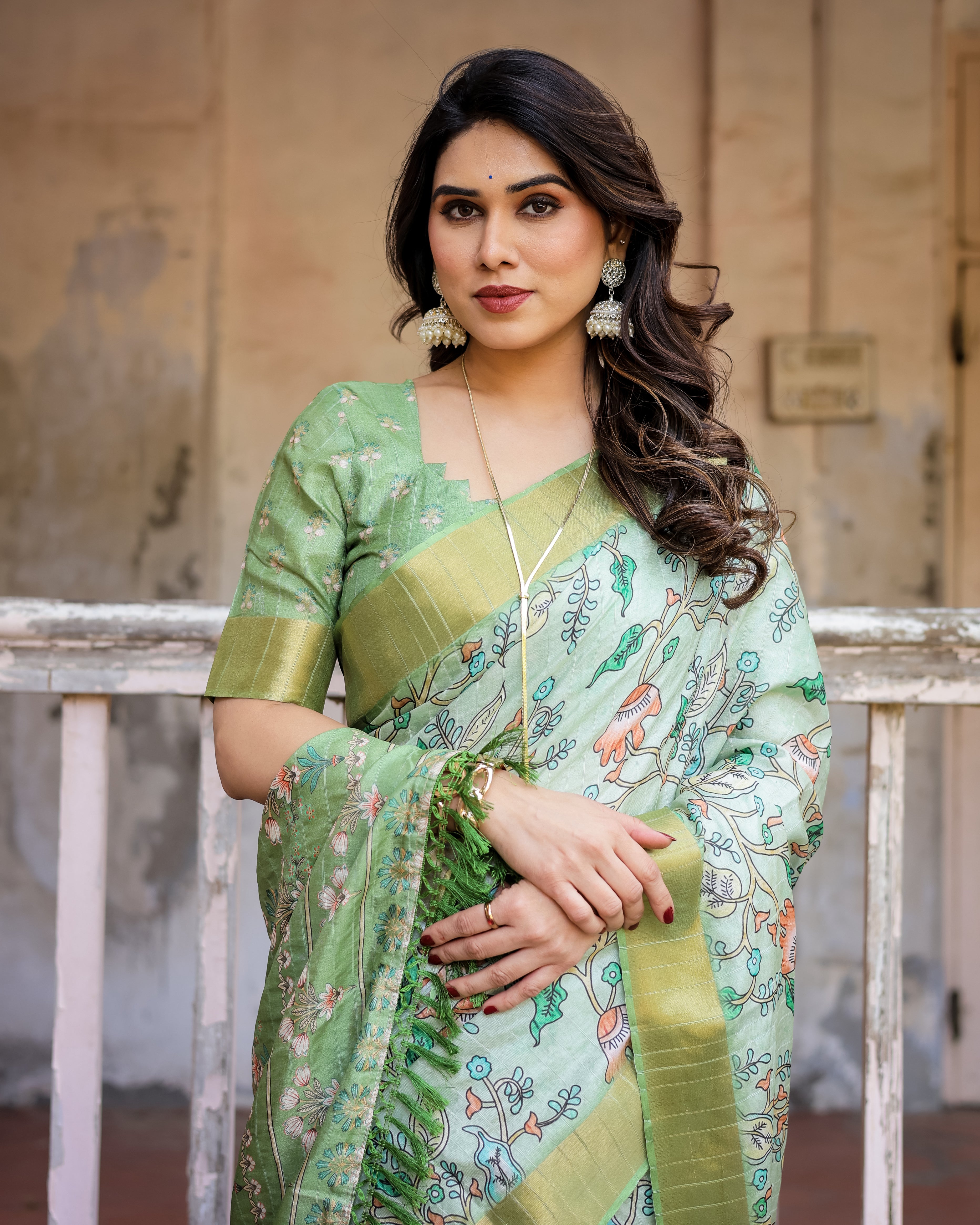 Elegant Multicolor Linen Saree with Traditional Patterns | Lightweight Festive Wear