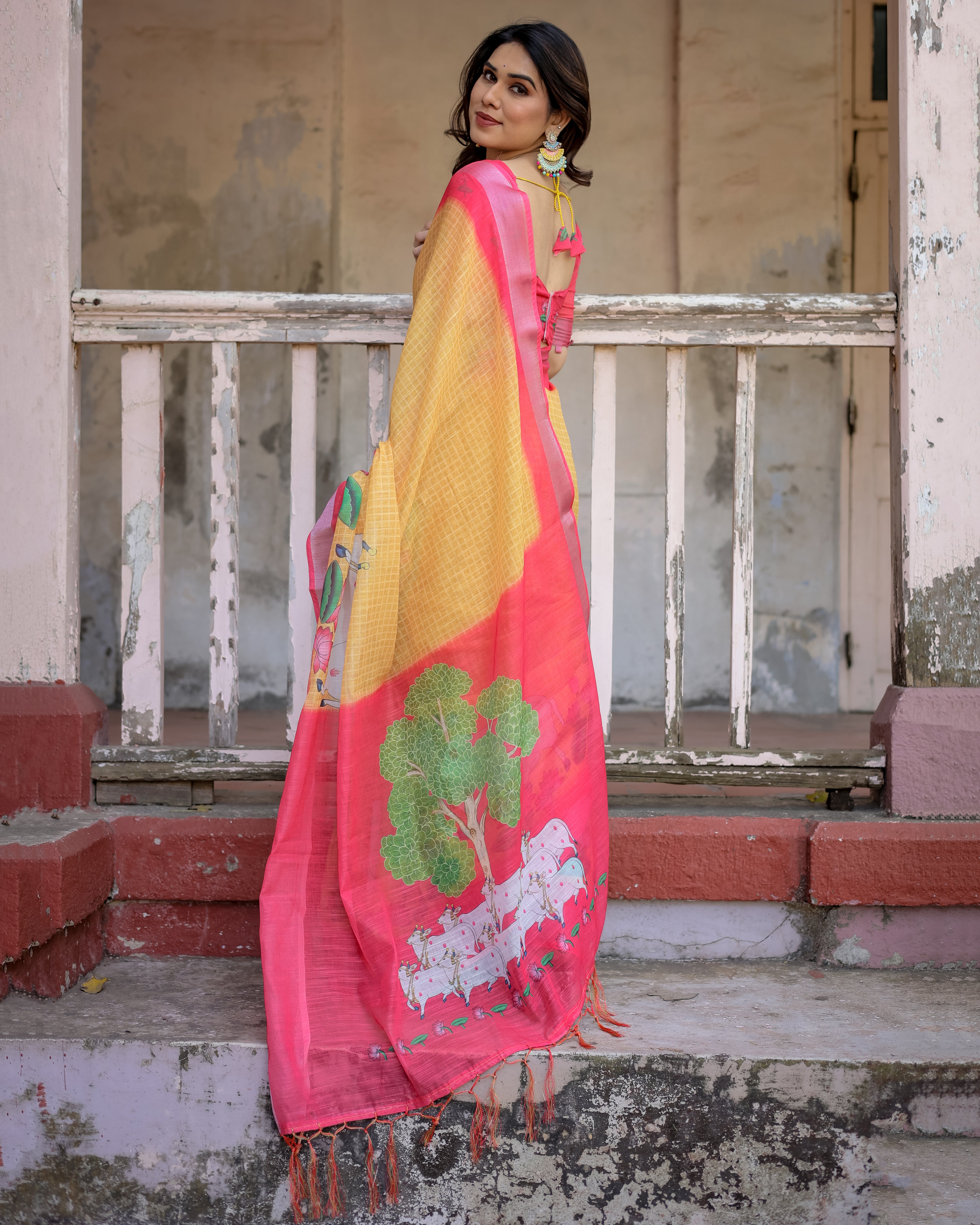 Elegant Multicolor Linen Saree with Traditional Patterns | Lightweight Festive Wear