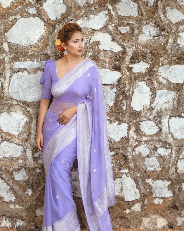 BOLLYWOOD HIT LINEN SOFT SAREE