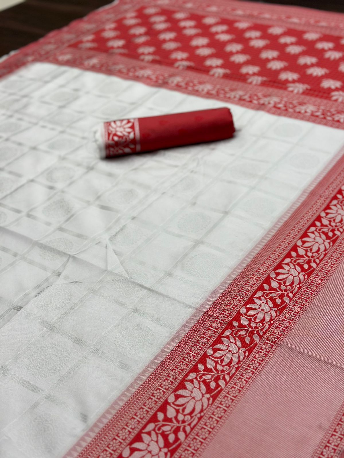 KANJIVARAM SOFT LICHI SILK SAREE