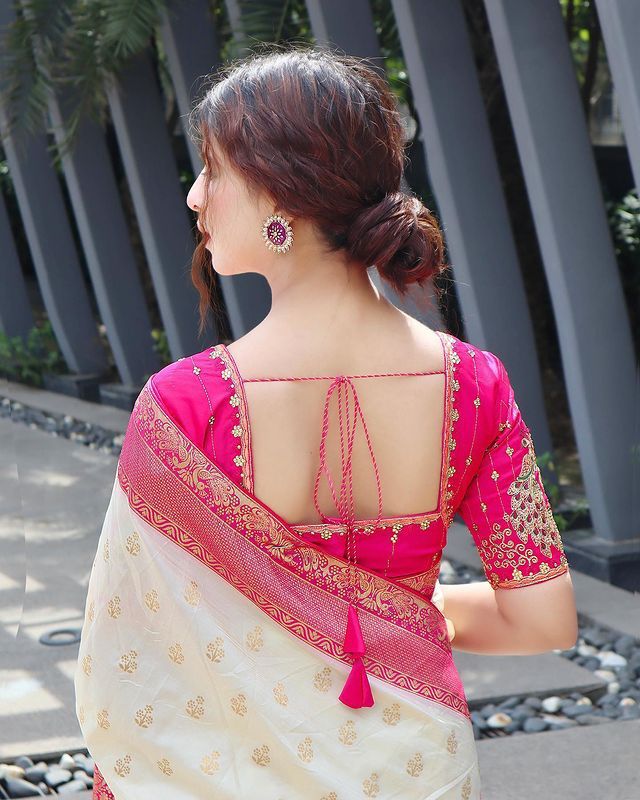 KANJIVARAM SOFT LICHI SILK SAREE