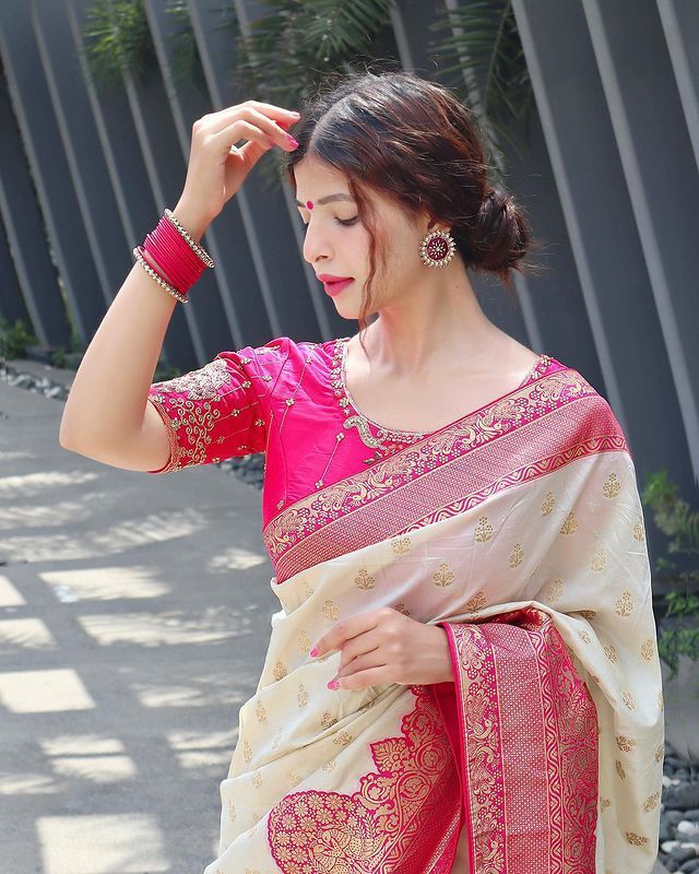 KANJIVARAM SOFT LICHI SILK SAREE