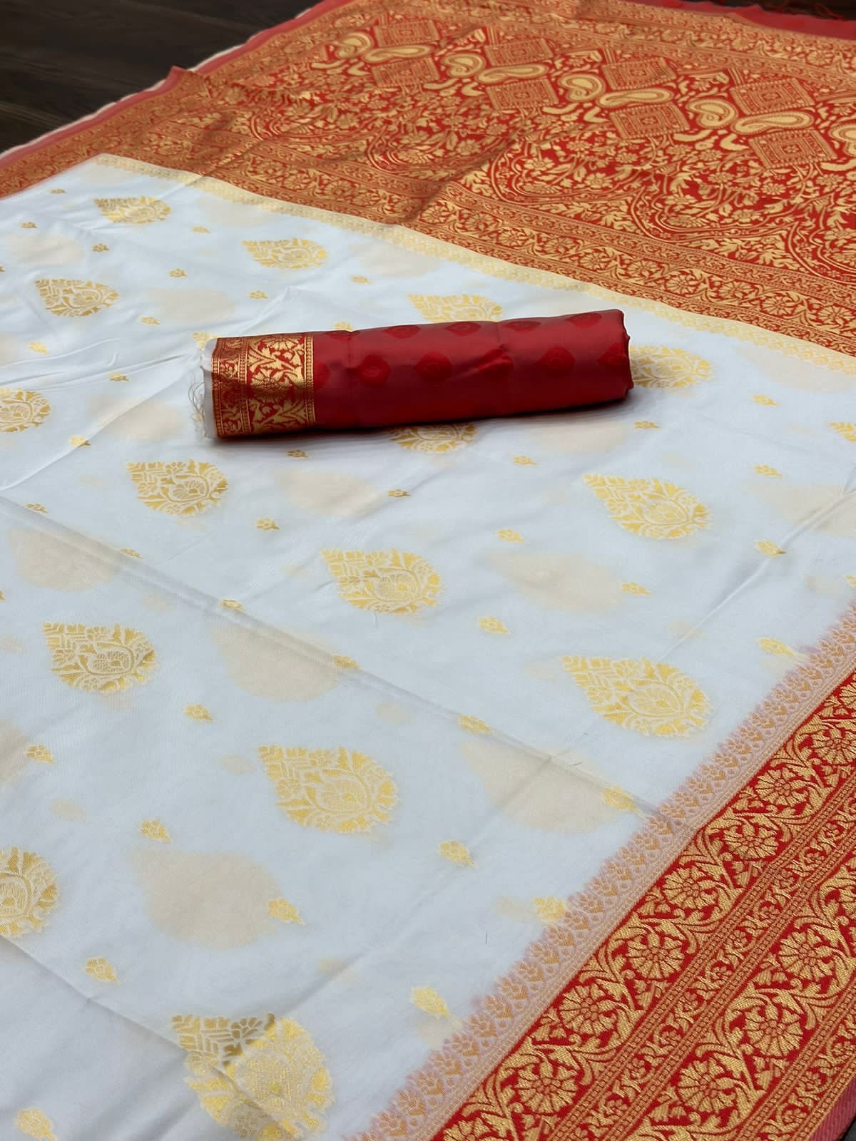 KANJIVARAM SOFT LICHI SILK SAREE