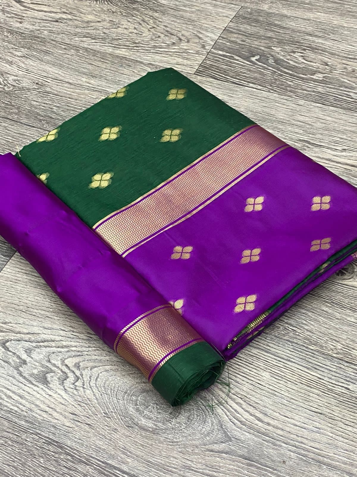 BOLLYWOOD HIT LINEN SOFT SAREE