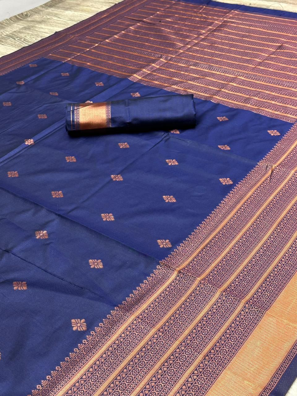 KANJIVARAM LUXURIOUS COMFORTABLE SOFT LITCHI SILK SAREE