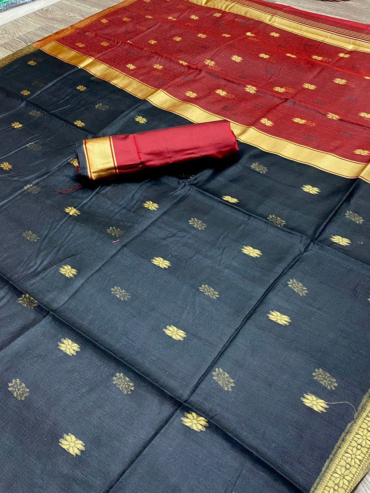 BOLLYWOOD HIT LINEN SOFT SAREE