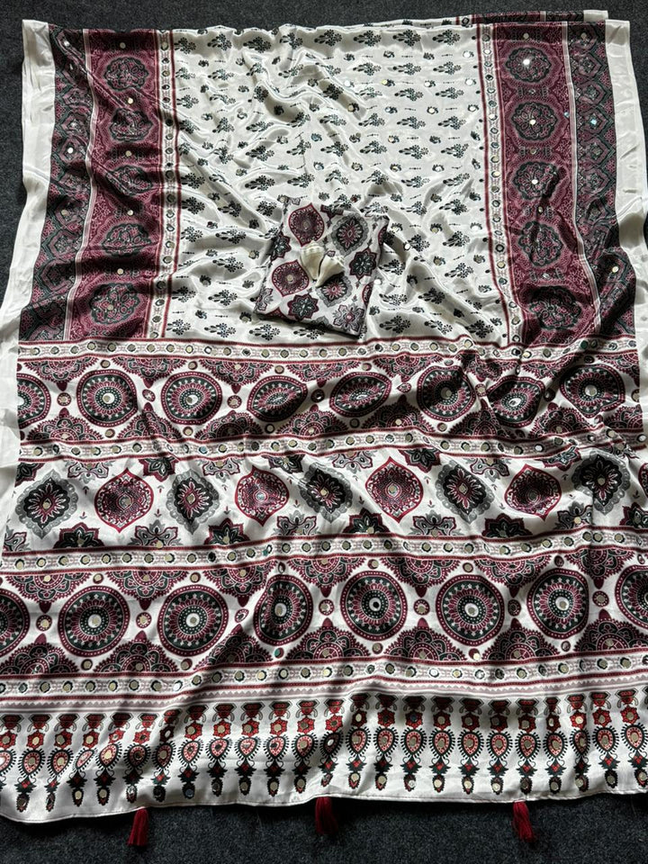 Vintage-Inspired Mirror Work Silk Saree