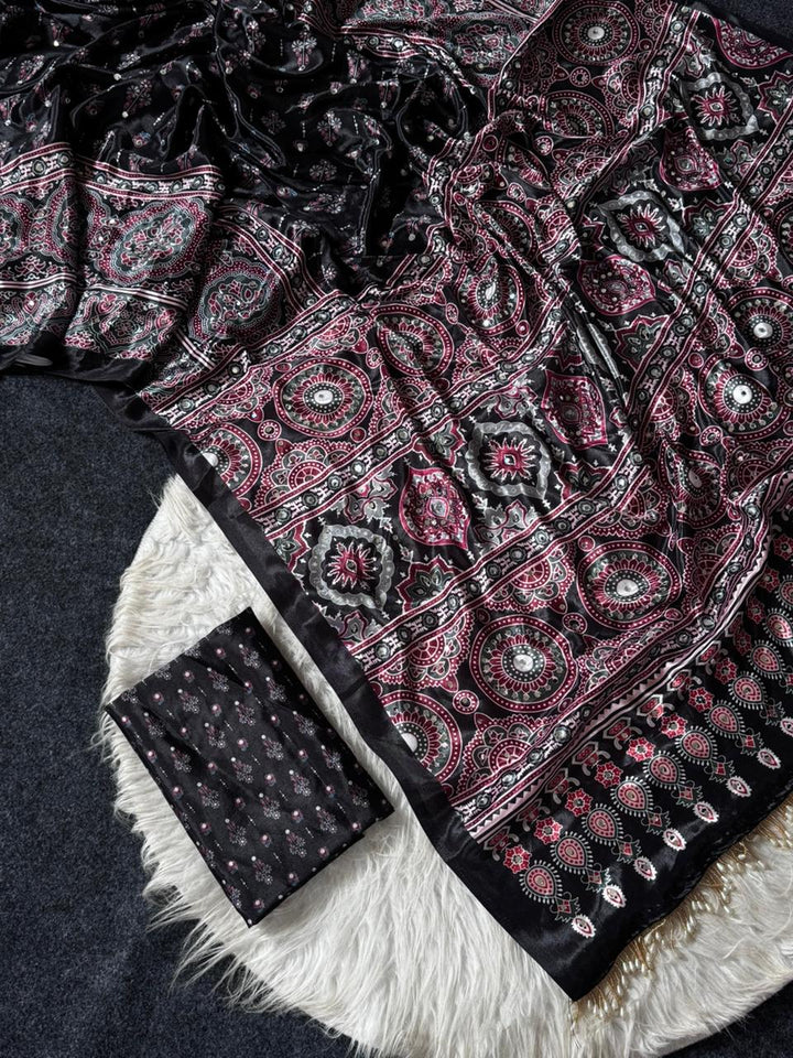 Elegant Black Soft Fox Georgette Saree with Intricate Traditional Print & Real Mirror Handwork