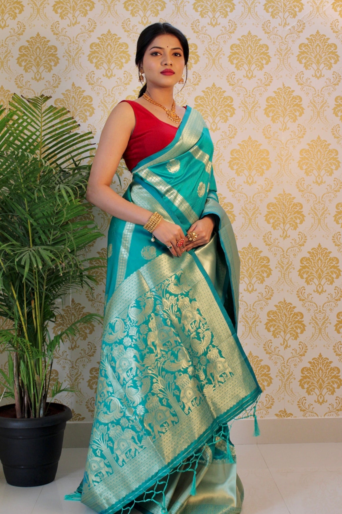 PURE BANARASI SILK SAREE WITH ZARI WEAVING