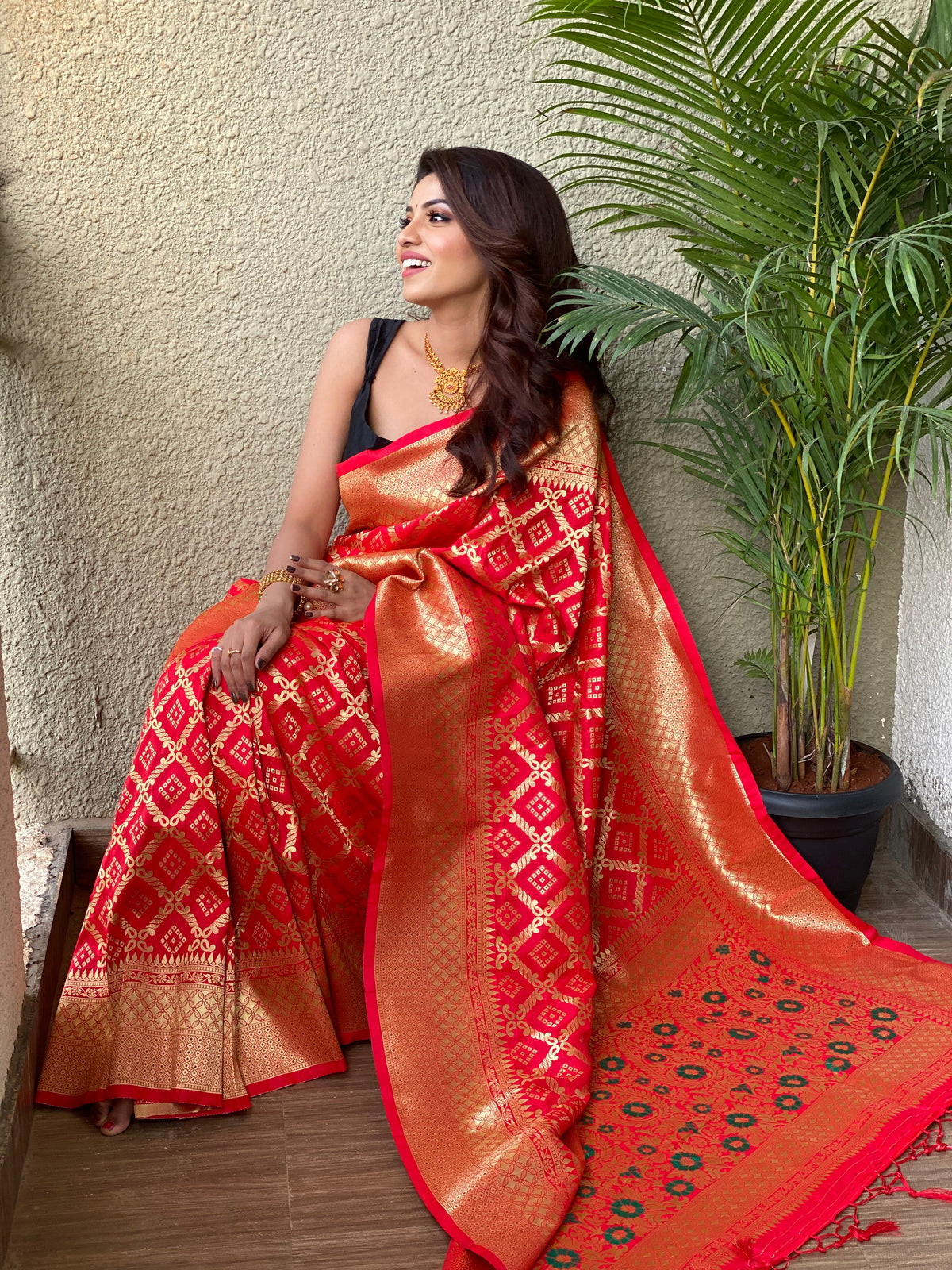 PURE BANARASI SILK SAREE WITH ZARI WEAVING