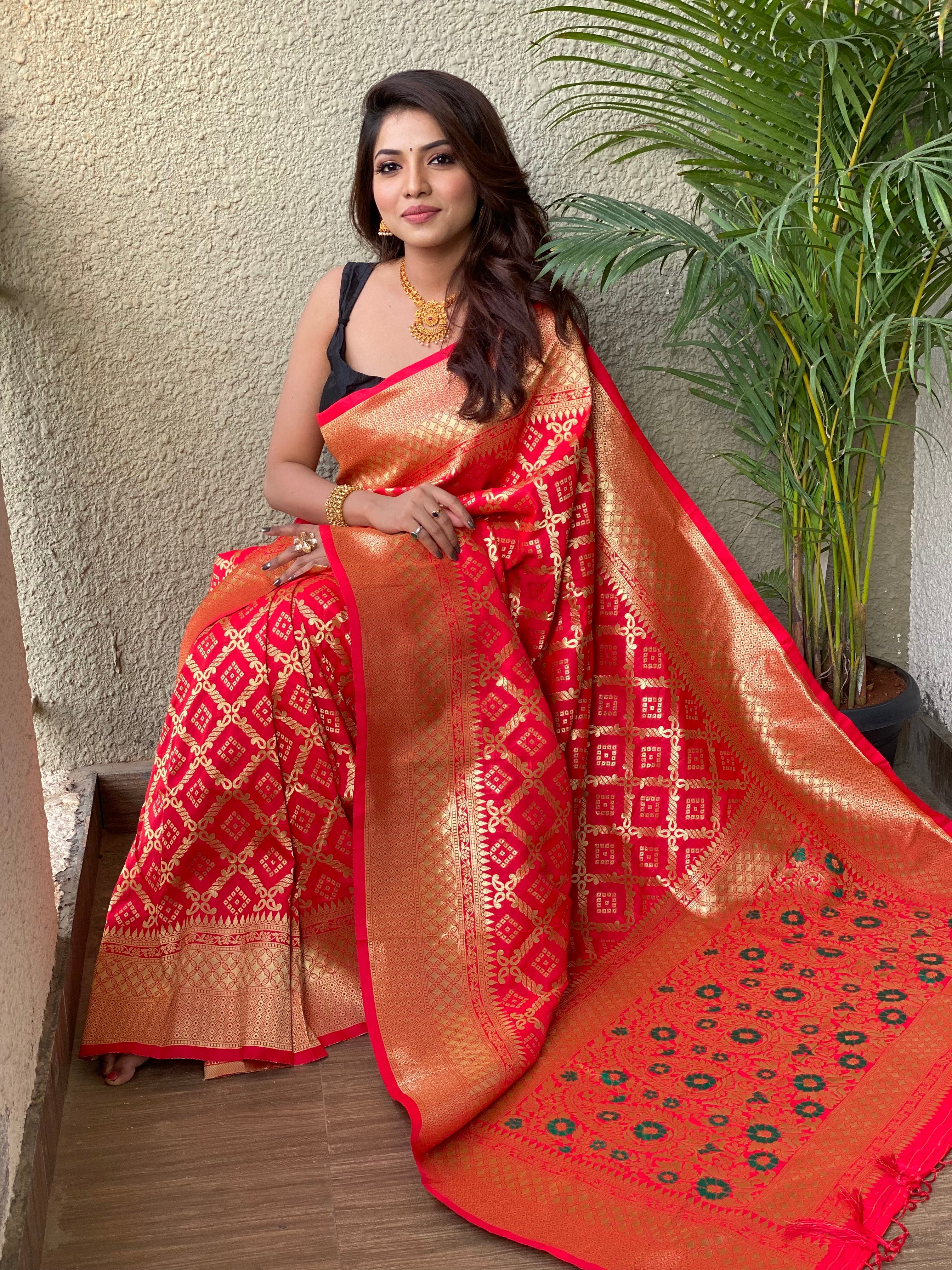 PURE BANARASI SILK SAREE WITH ZARI WEAVING